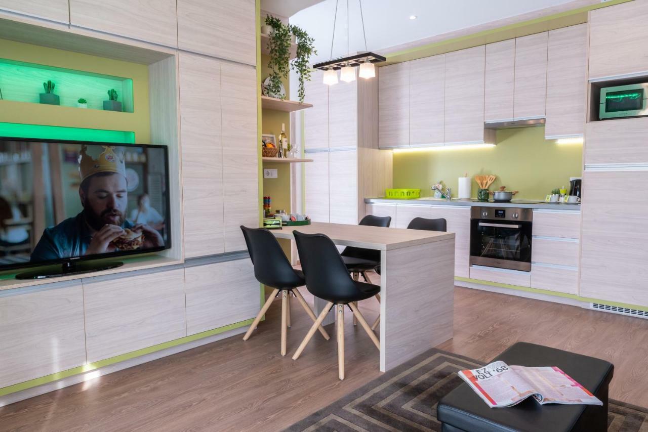 Defne Apartman Debreczyn Zewnętrze zdjęcie