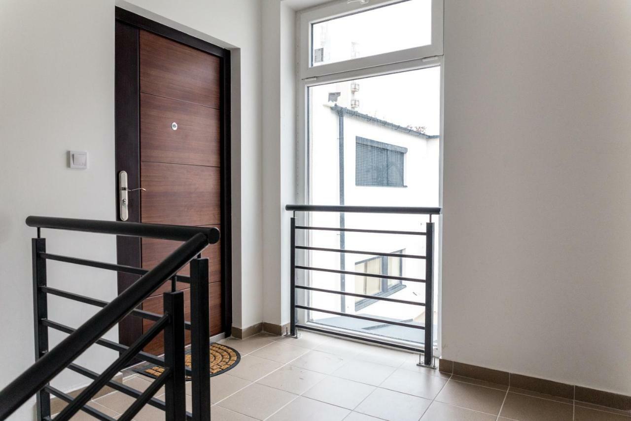 Defne Apartman Debreczyn Zewnętrze zdjęcie